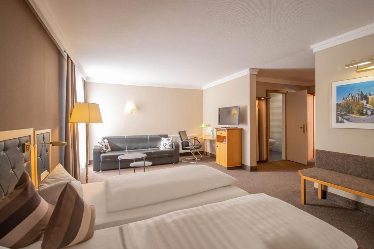 Hotel Tanne Ільменау Екстер'єр фото